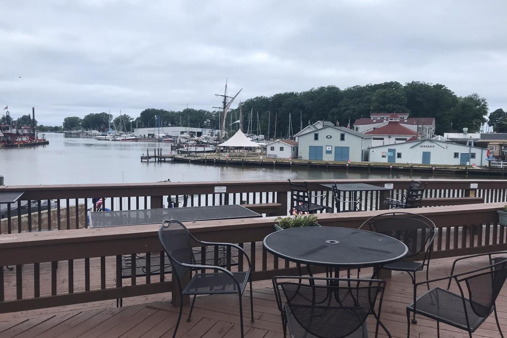 Black River Retreat * South Haven
